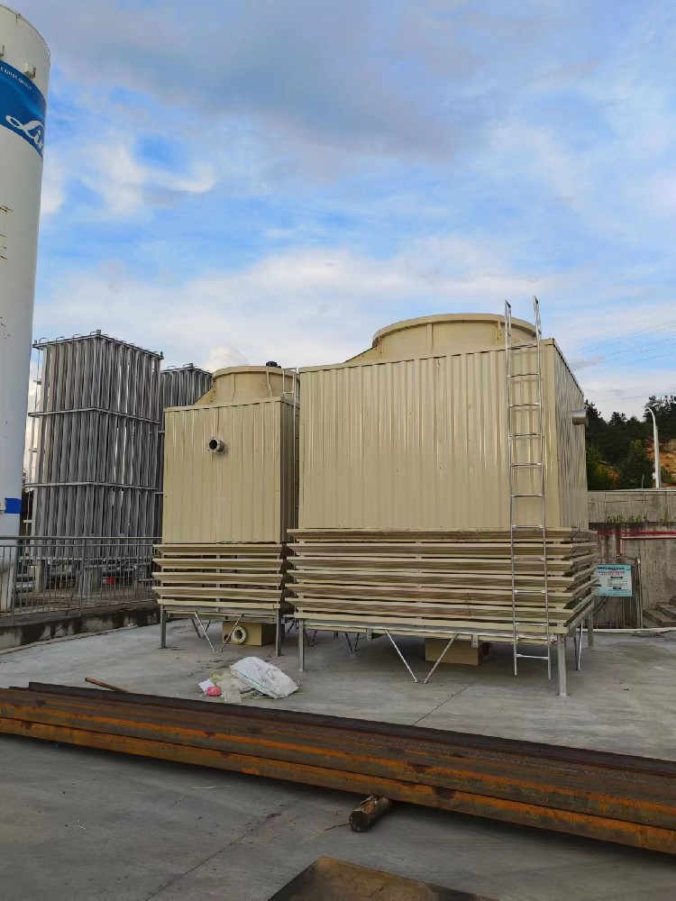 新型節(jié)能冷卻塔